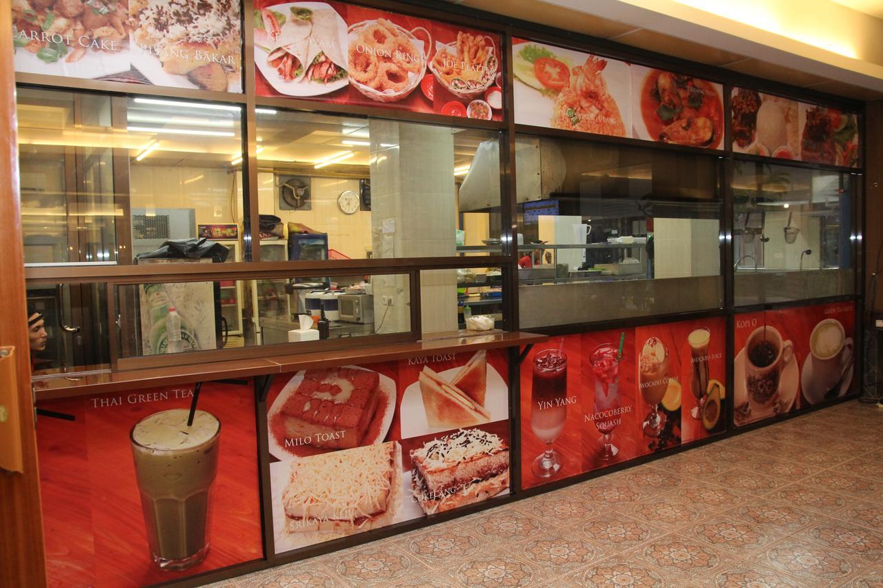Reddoorz Plus Near Soekarno Hatta Airport 2 Tangerang Eksteriør billede