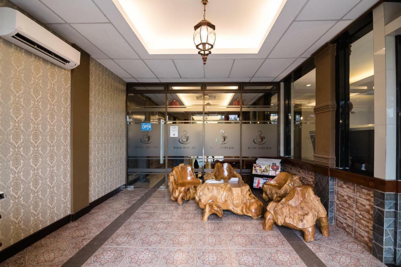 Reddoorz Plus Near Soekarno Hatta Airport 2 Tangerang Eksteriør billede